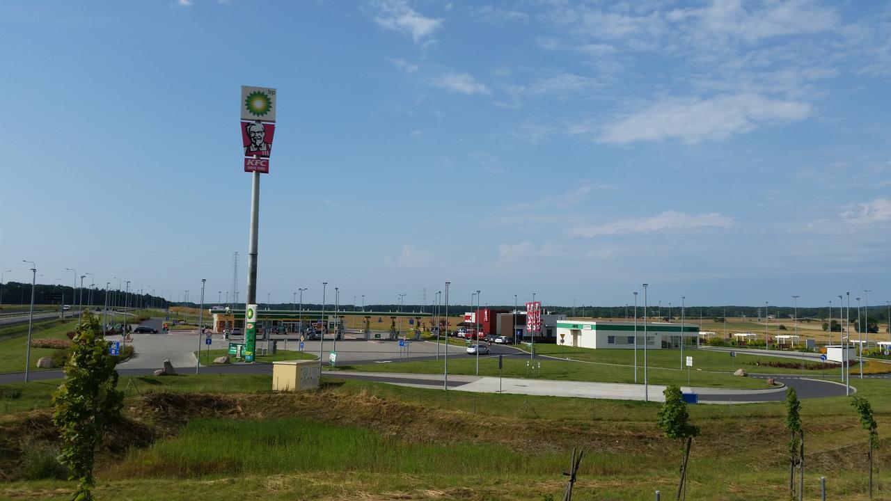 Motel Stare Brynki przy stacji BP Trójka Chlebowo Exterior foto